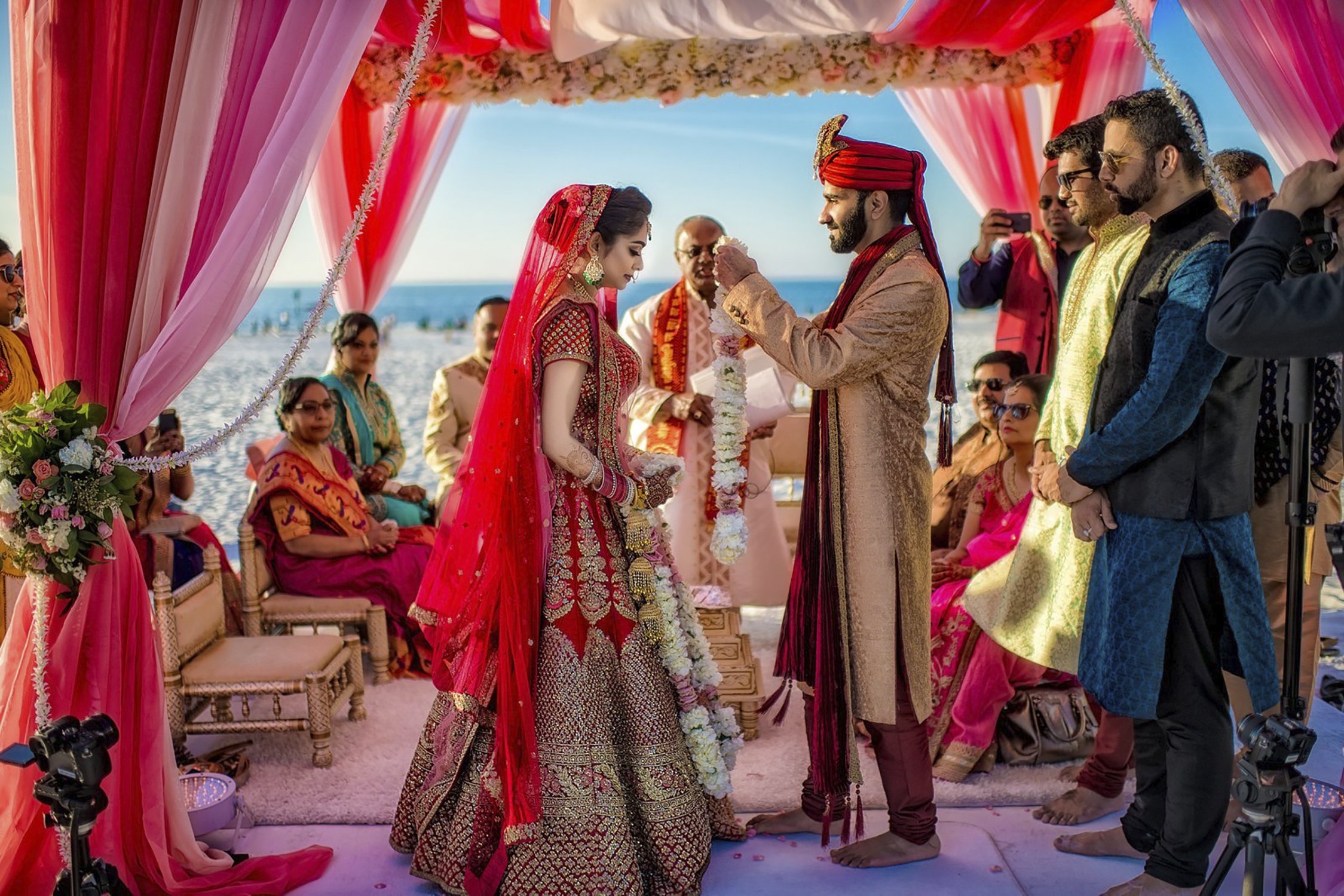 Indian-Wedding-Dresses-For-Men